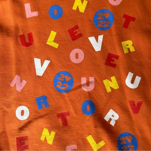 Love On Tour 2022 “Alphabet Soup” crewneck Orange size XL, Chicago night 2 - Picture 2 of 4